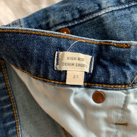 Madewell High-Rise Denim Shorts in Glenoaks Wash - Picture 8 of 8